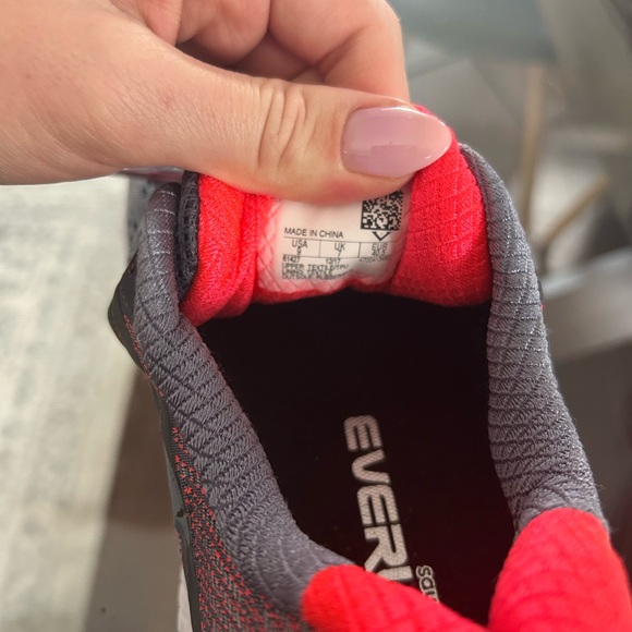 Saucony Ride 10 Grey & Orange - Picture 4 of 6